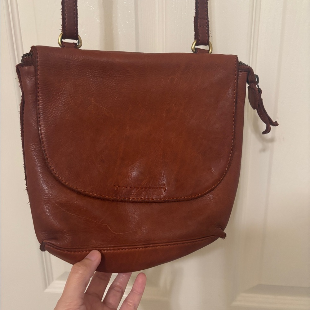 MARTA PONTI Leather Crossbody Bag - Picture 4 of 9